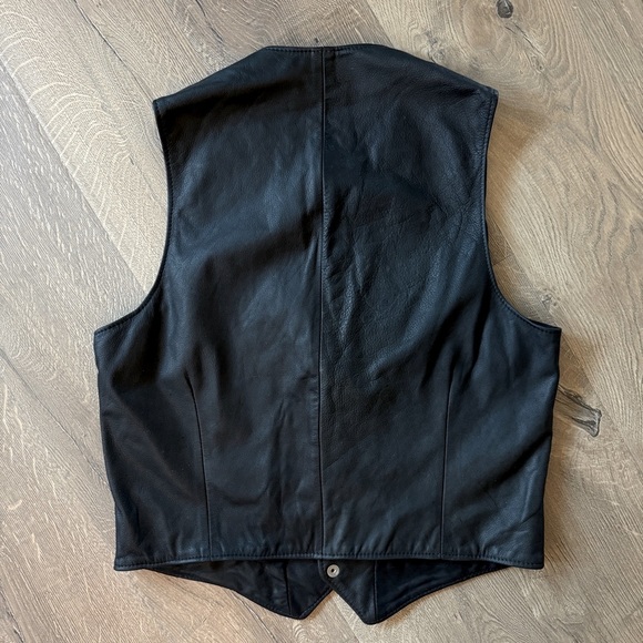 Vintage Art’s Riding Apparel Black Leather Vest for Men - Picture 2 of 9